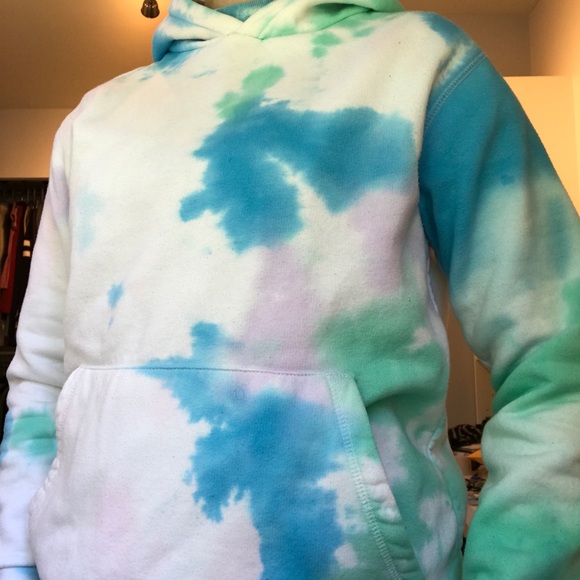 Tie dye hoodie!! - Picture 1 of 4